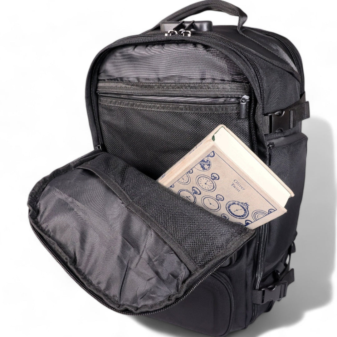 Sac à dos de voyage TravelPack pour femme, alliant style, confort et fonctionnalité.