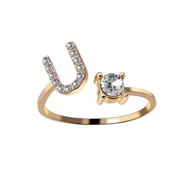 Bague initiale or, réglable, bijou personnalisé tendance femme.
