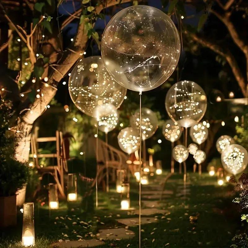 Ballons LED décoratifs pour fête, idéaux pour une ambiance chaleureuse, lumineuse et une déco événementielle.