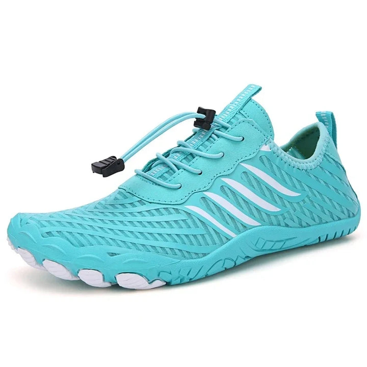 Chaussures minimalistes ultralégères et respirantes, parfaites pour les promenades ou les activités décontractées.