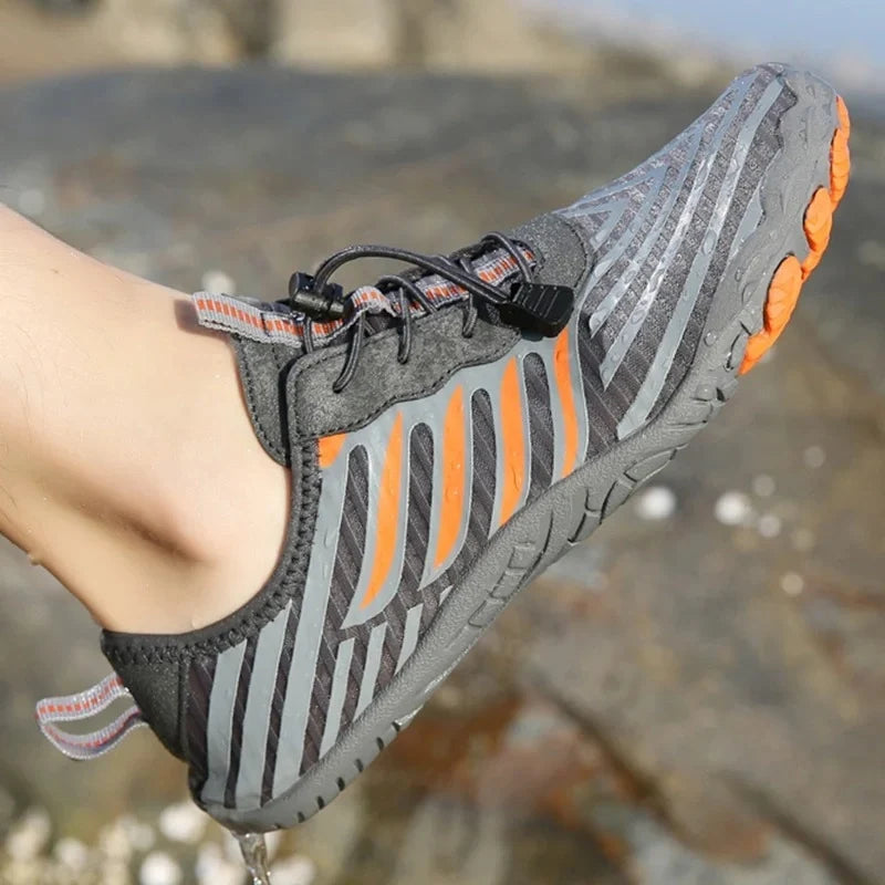 Chaussures minimalistes confortables et durables, conçues pour une liberté de mouvement totale sur tous terrains.