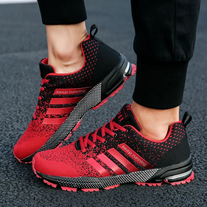 Baskets de running performantes et confortables pour hommes et femmes. Idéales pour la course, la marche et le fitness.