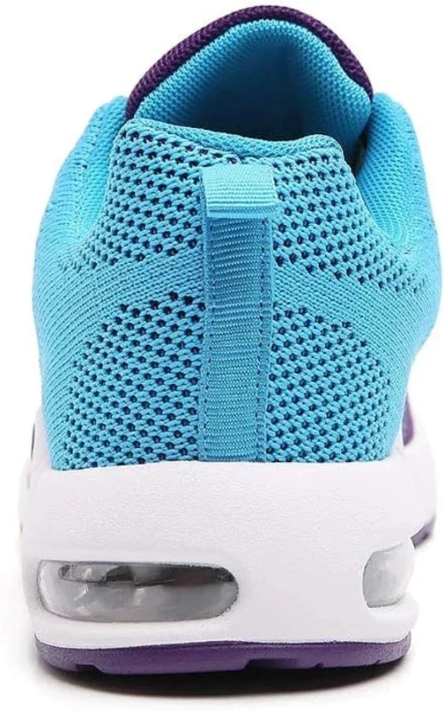 Chaussures running femmes, respirantes pour entraînements intenses ou marche douce.