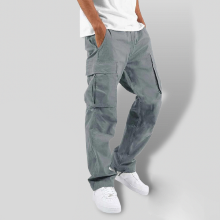 Pantalon droit homme moderne, respirant et confortable, idéal pour un style chic et polyvalent en automne.