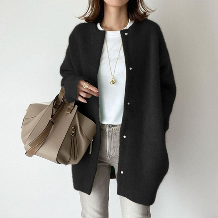 Cardigan femme kaki à manches longues, veste élégante et chic, parfait pour la mode polyvalente.