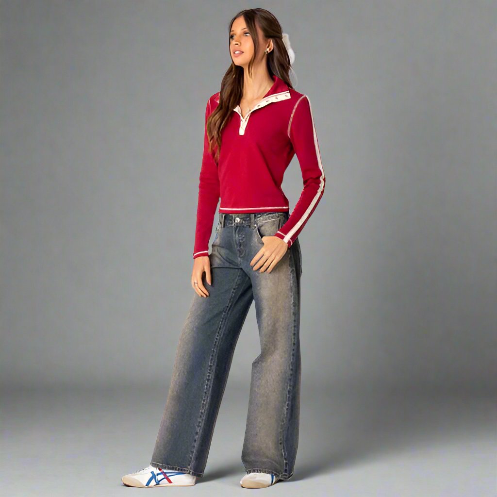 Pantalon jean femme taille basse confortable, tissu stretch moderne pour une silhouette décontractée tendance.