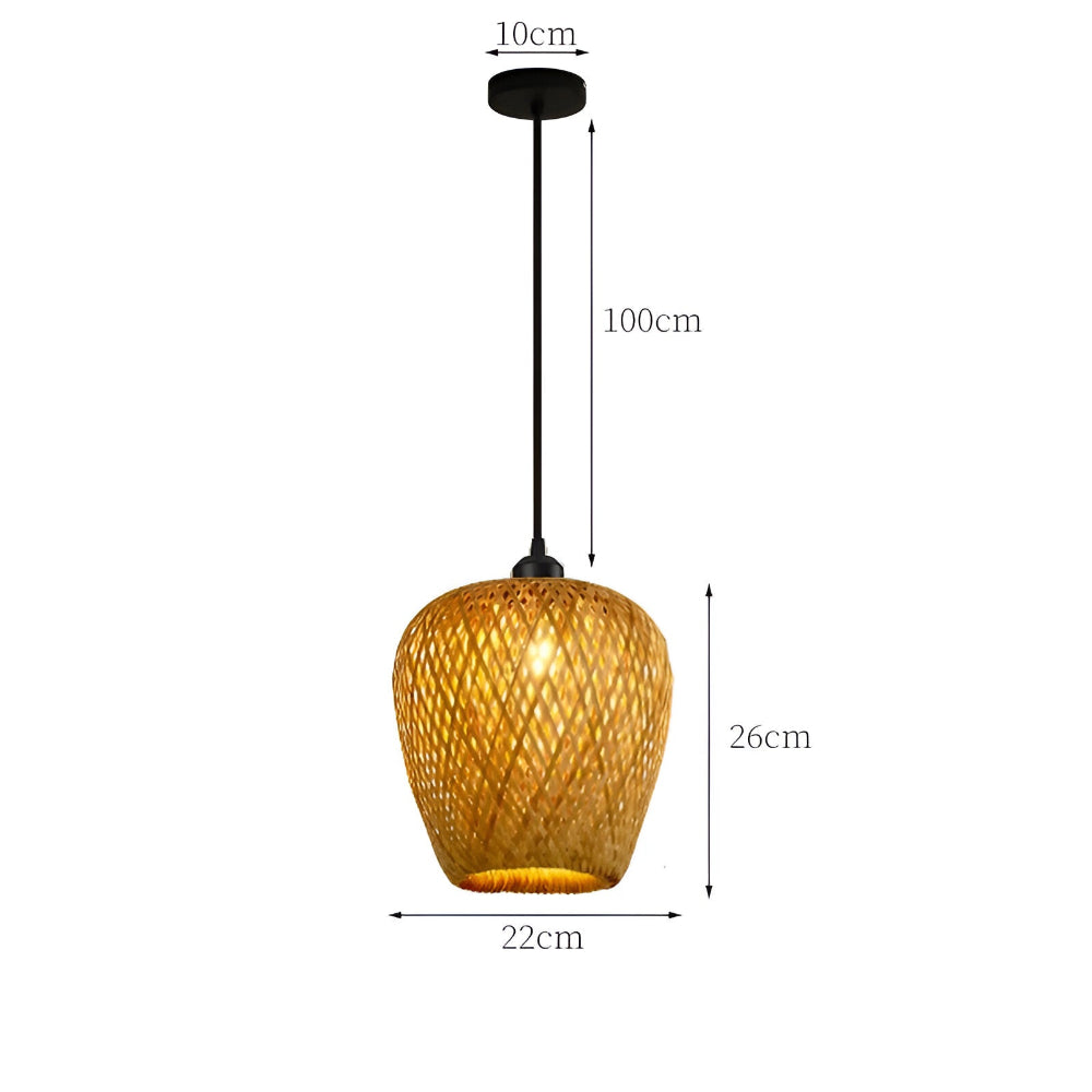 Lampe tressée exotique, parfaite pour apporter une touche d'originalité à votre salle à manger.