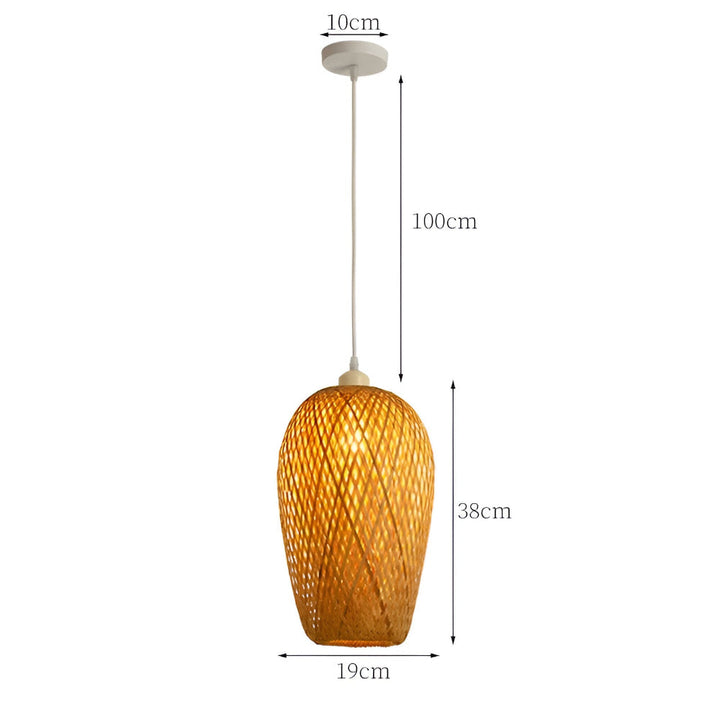 Éclairage design bohème, met en valeur la décoration avec cette lampe tressée unique.