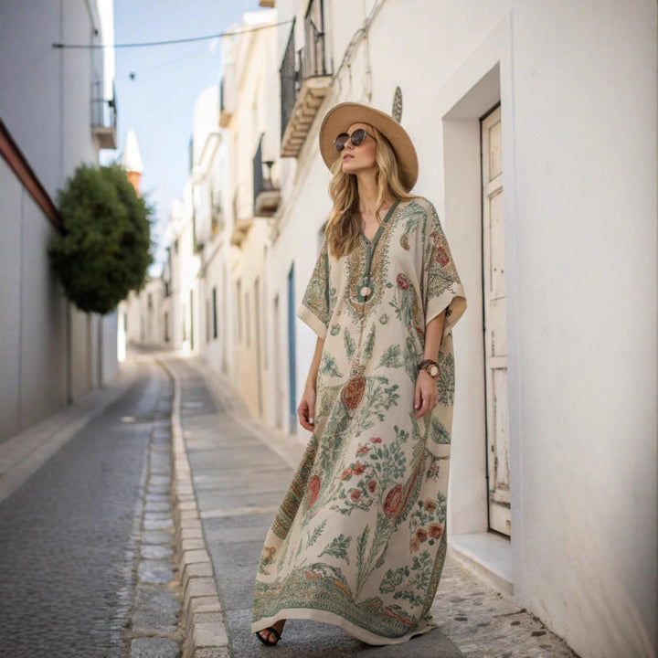 Robe longue bohème fluide pour femme, idéale été. Style décontracté chic, mode féminine.