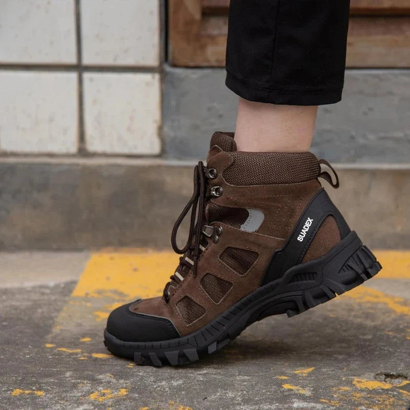 Bottes de travail unisexes haute protection, résistantes pour l'industrie et les environnements rudes.