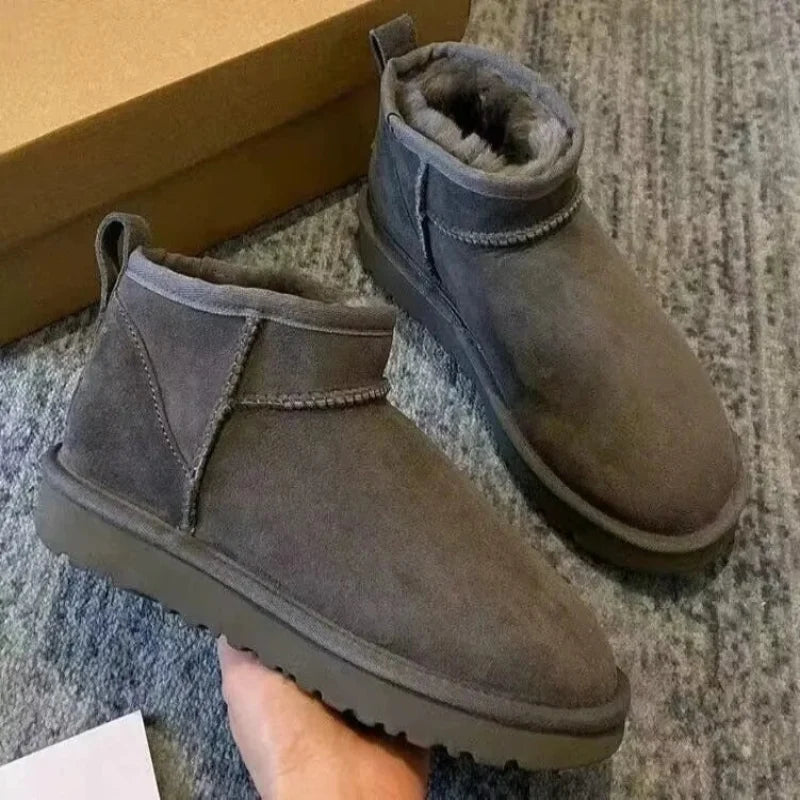 Bottines femmes fourrées suédine, ultra-chaudes et confortables, semelle antidérapante, idéales pour l'hiver.