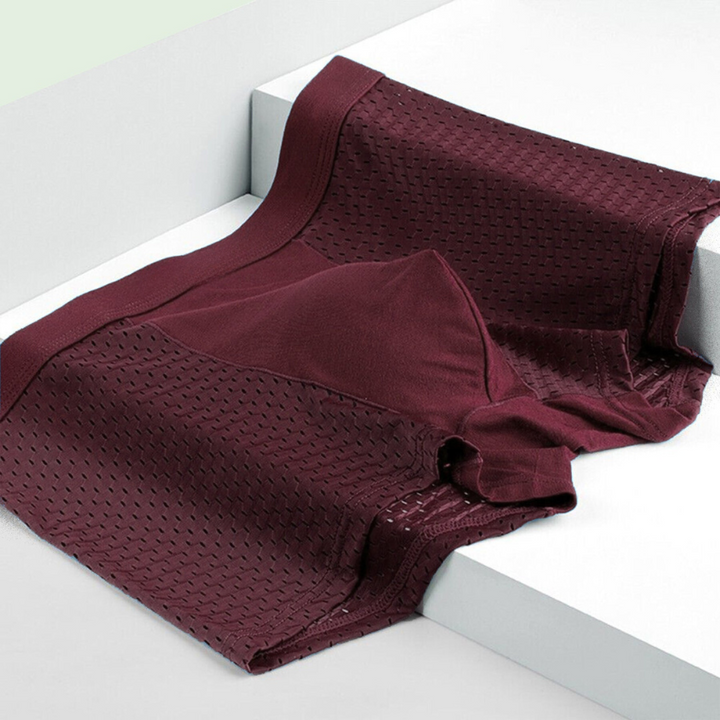 Détail du tissu en bambou sur un boxer homme, montrant la douceur et la respirabilité des sous-vêtements confortables.