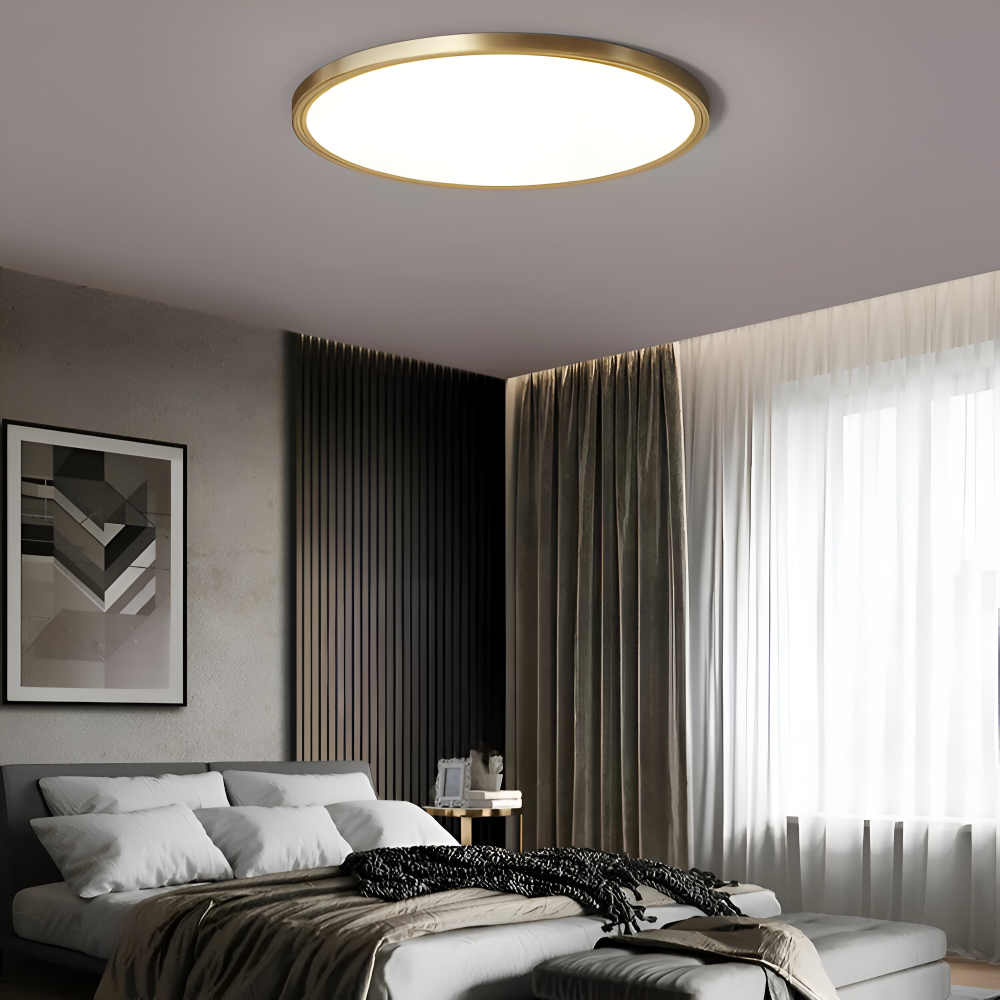 Luminaire plafond LED rond bronze, style minimaliste et design ultrafin.
