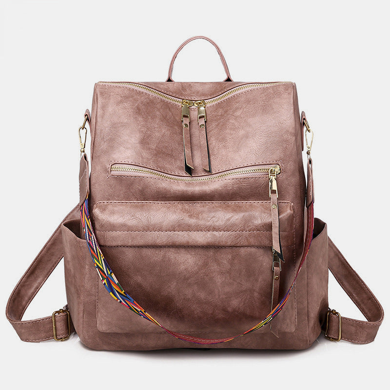 Sac à dos marron femme, fonctionnel et chic, idéal pour toutes les occasions et tenues.