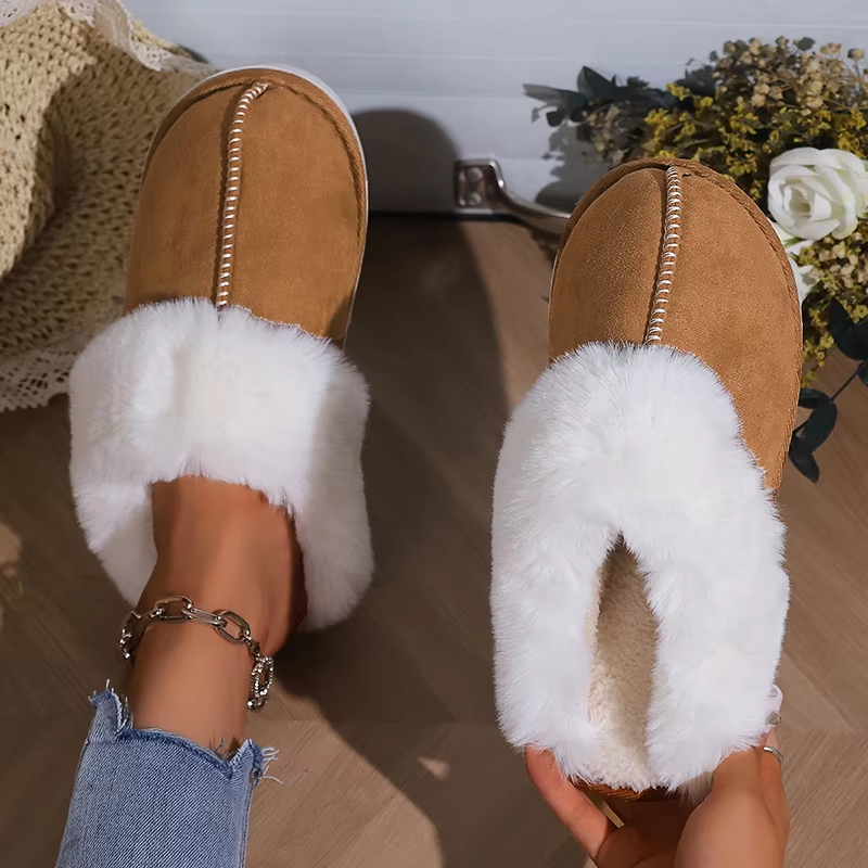 Pantoufles mules intérieures en fausse fourrure douce, élégantes et chaudes pour le confort hivernal des femmes.