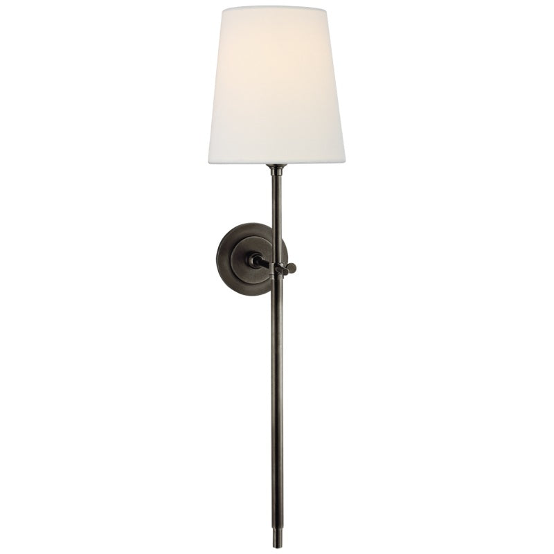 Applique murale design moderne, bras métal noir mat, abat-jour tissu. Pour un éclairage intérieur optimal.