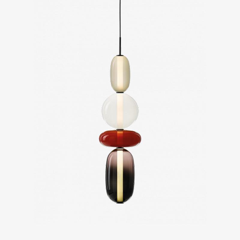 Éclairage LED réglable: suspension moderne en verre pour intérieur chic.