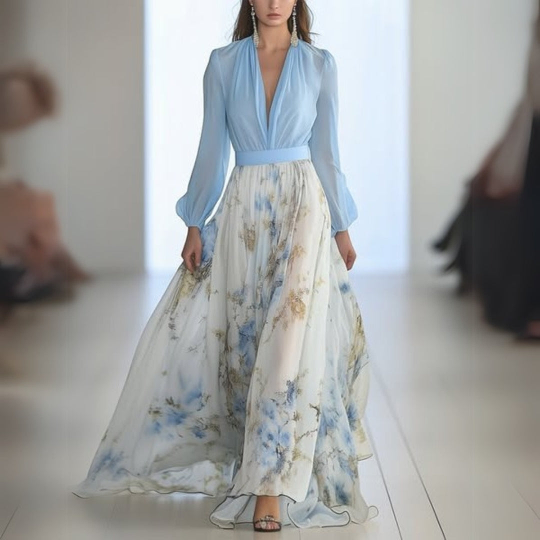 Robe longue fluide femme bleu ciel à imprimé fleuri, idéale pour l'été. Élégante et décontractée.