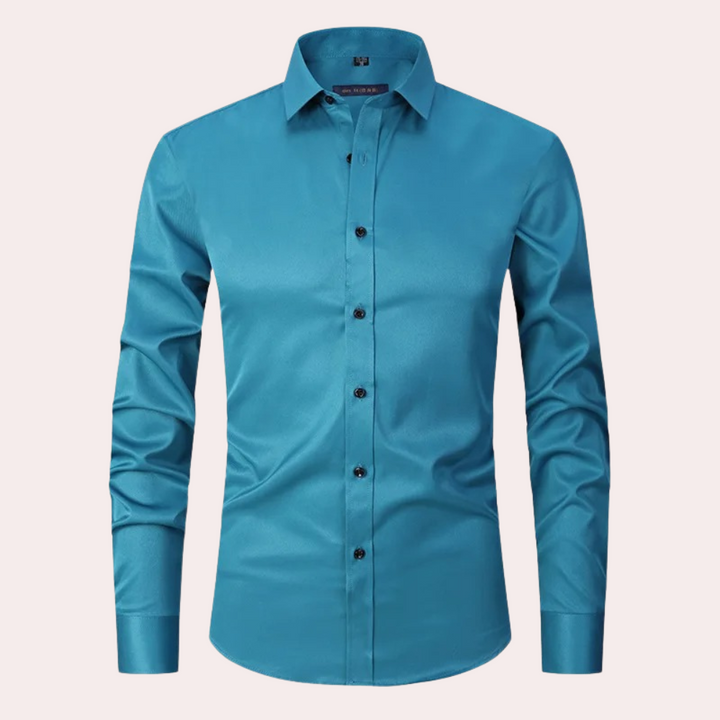Élégante chemise homme Milan stretch sans repassage, parfaite pour le bureau ou une tenue casual chic confortable.