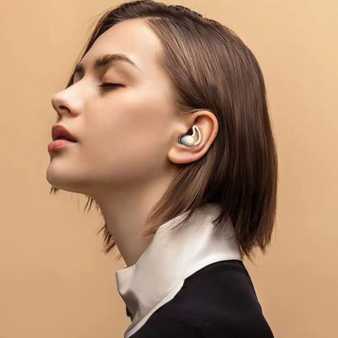 Bouchons d'oreilles en silicone anti-bruit pour un sommeil paisible et un calme optimal.