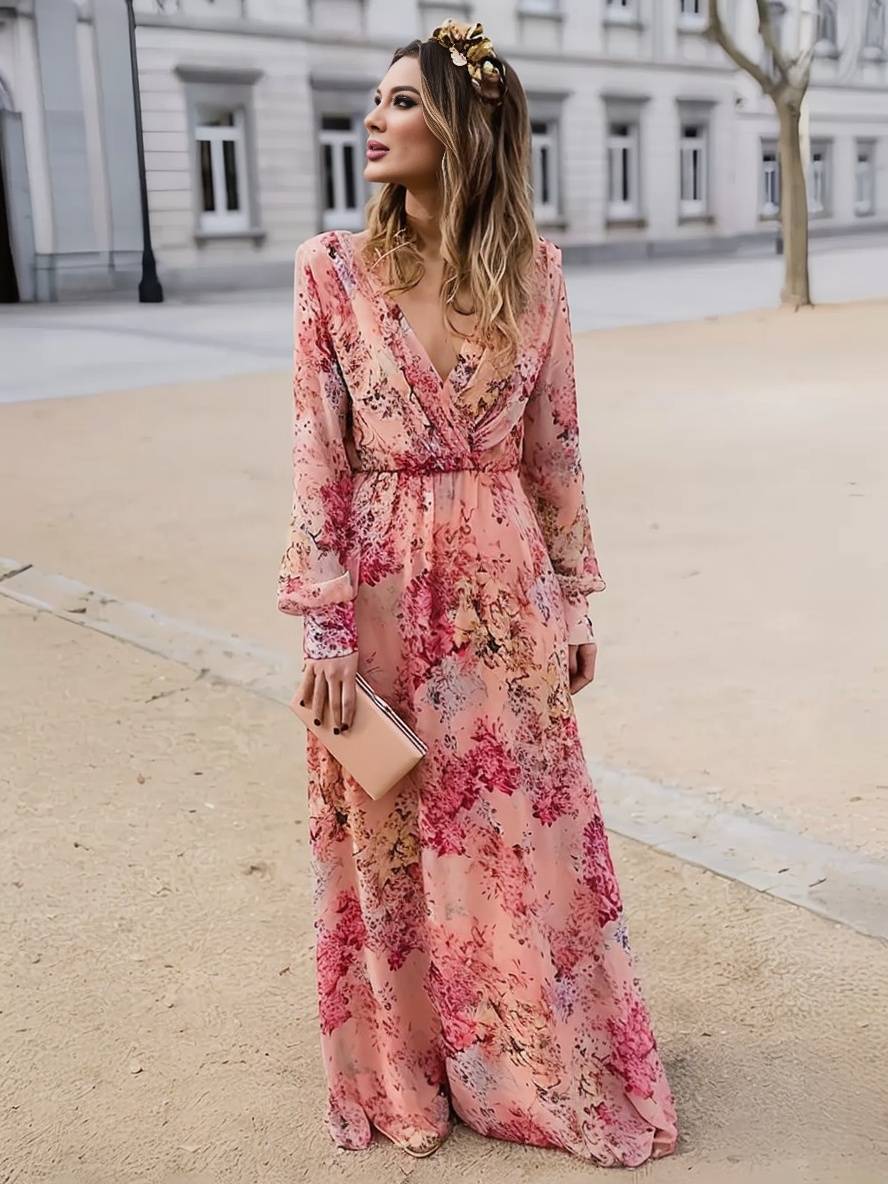 Robe longue fleurie élégante pour femme, col V, sans manches. Idéale printemps-été, mode fluide décontractée.