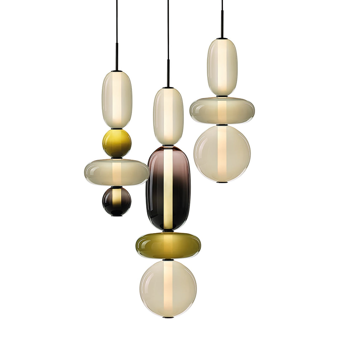 Suspension LED en verre, cuisine et salon, design moderne et lumineux.