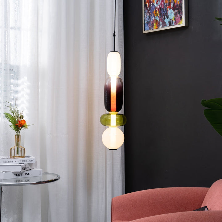 Design moderne: suspension LED en verre, éclairage réglable pour le salon.