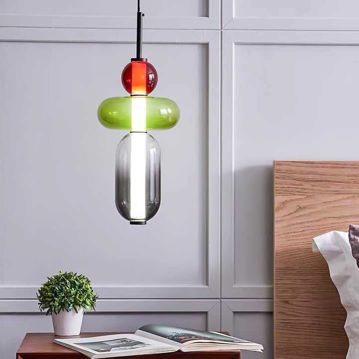 Lumière réglable: suspension LED moderne en verre pour intérieur chic.