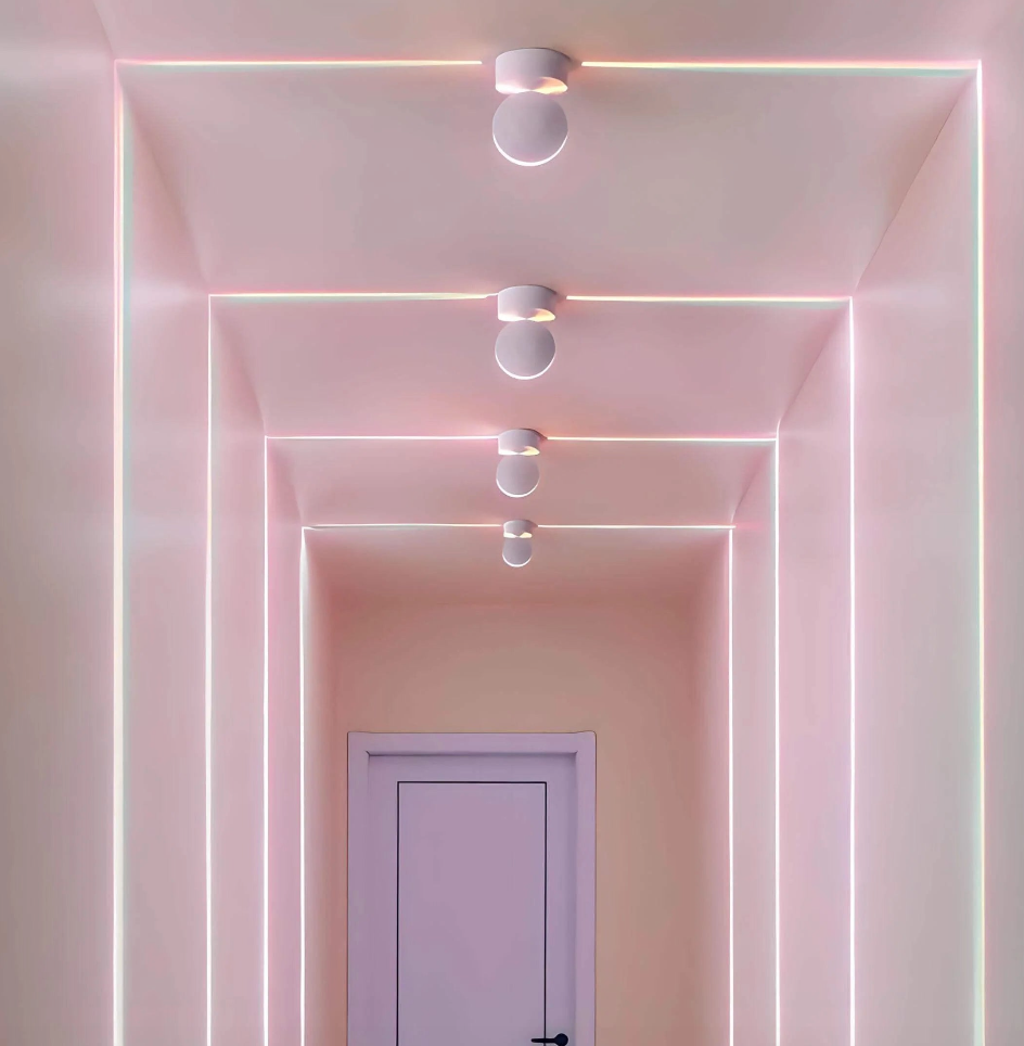 Bande LED connectée Lumovibe avec projection 360°, contrôle domotique pour éclairage d'ambiance personnalisé.