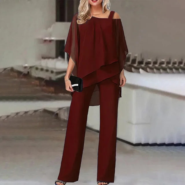 Look femme élégant: ensemble deux pièces fluide (haut + pantalon) pour une tenue chic de soirée ou occasion spéciale.