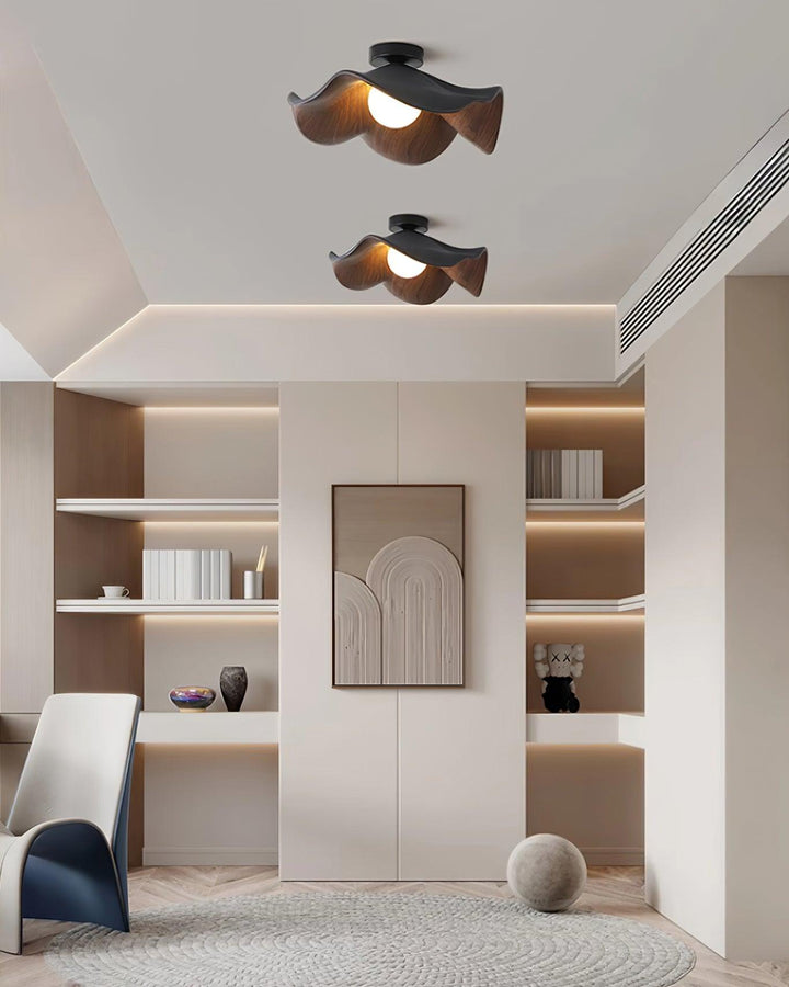 Plafonnier LED organique, design avant-gardiste, luminosité optimale.