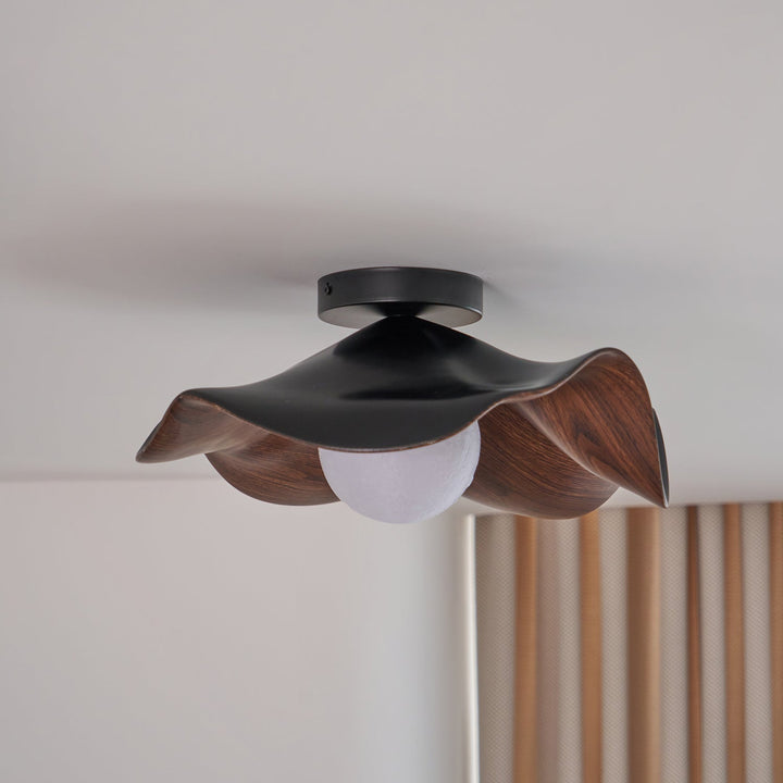 Design organique LED pour plafond, lumière naturelle, confort visuel garanti.