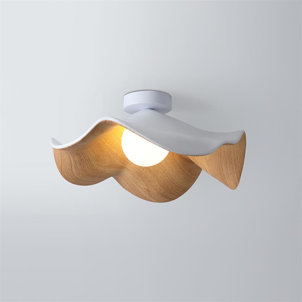 Luminaire LED organique moderne, éclairage homogène pour un grand salon.