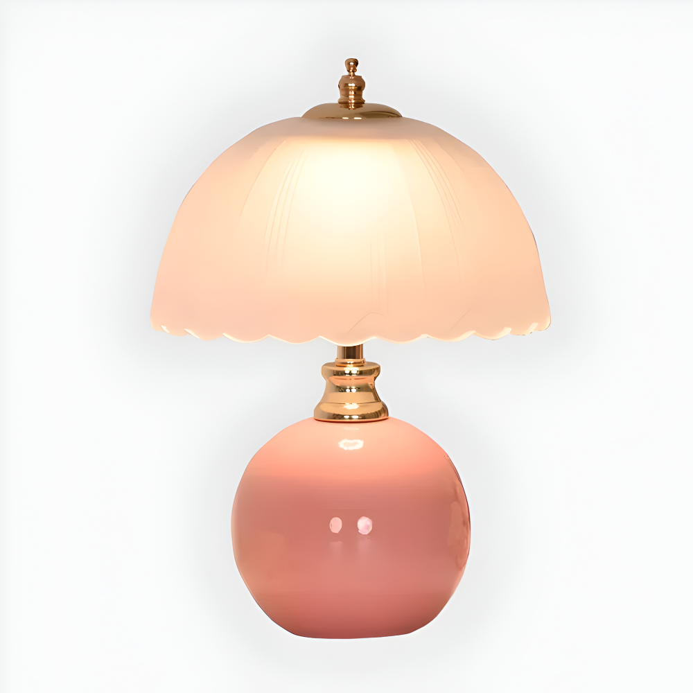 Lampe de table design dôme minimaliste en céramique, ajoute une touche moderne à tout intérieur.