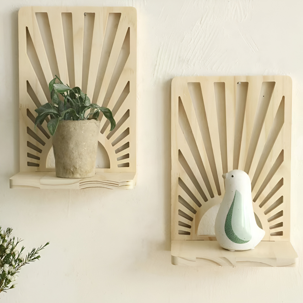 Étagère murale artisanale en bois, style bohème chic pour chambre ou salon.