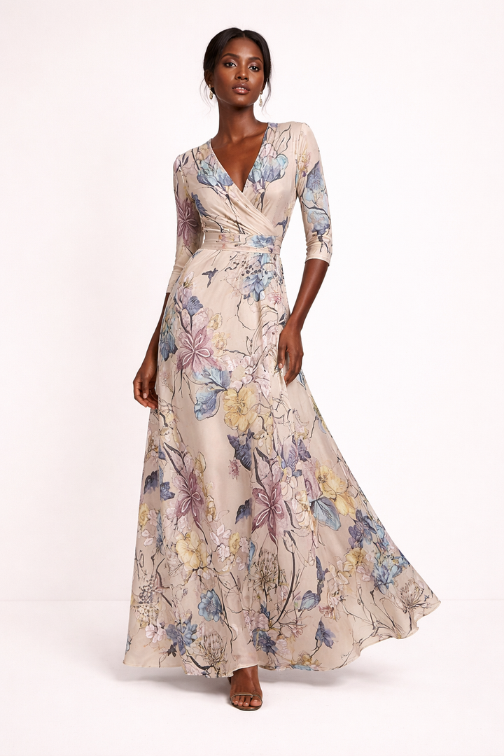 Robe longue femme élégante à col en V, manches 3/4. Motif imprimé pour tenue décontractée ou voyage printemps-été.