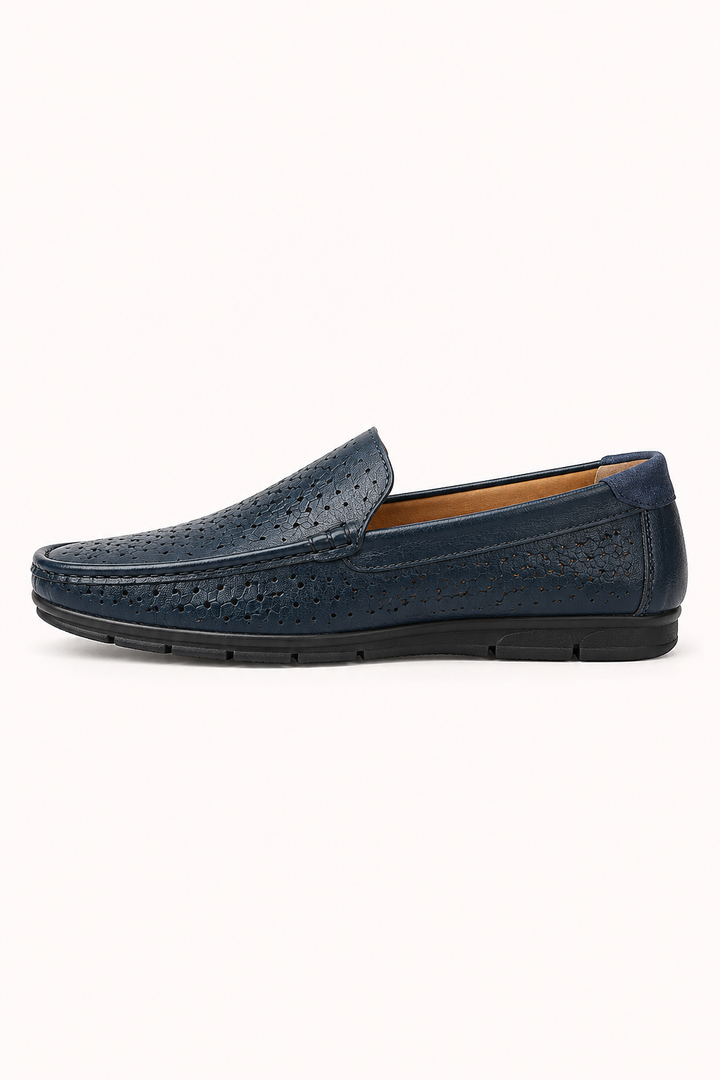 Mocassins confortables et respirants pour hommes, parfaits pour un look décontracté estival.