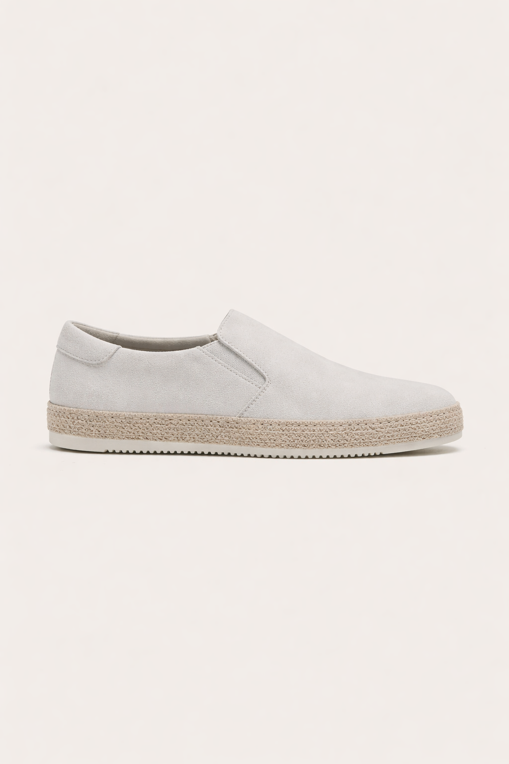 Vue arrière des chaussures hommes décontractées à enfiler, faciles à mettre pour un confort instantané.