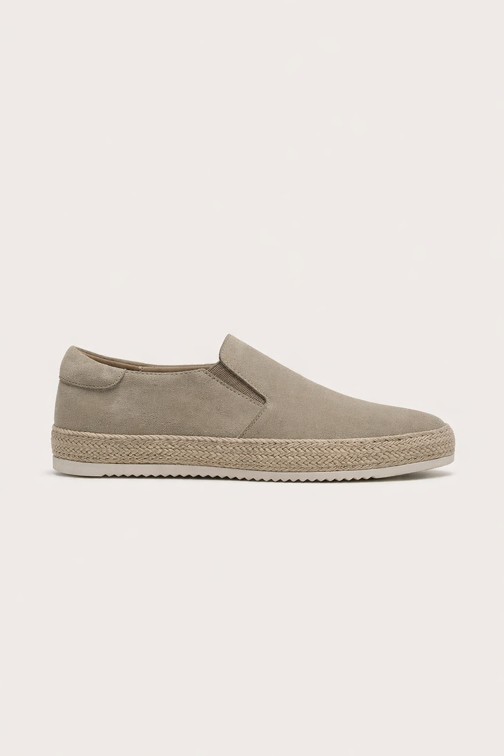 Semelle confortable des chaussures slip-on pour hommes, assurant un soutien pour le voyage et le quotidien.