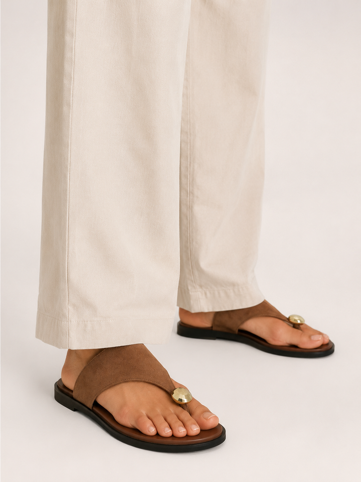 Sandales légères femme, confort quotidien et style élégant pour l'été.