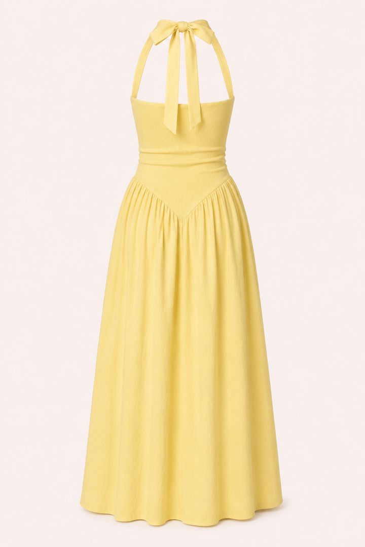 Robe longue d'été jaune pour femme, style décontracté et fluide, dos nu chic, parfaite pour vos vacances.