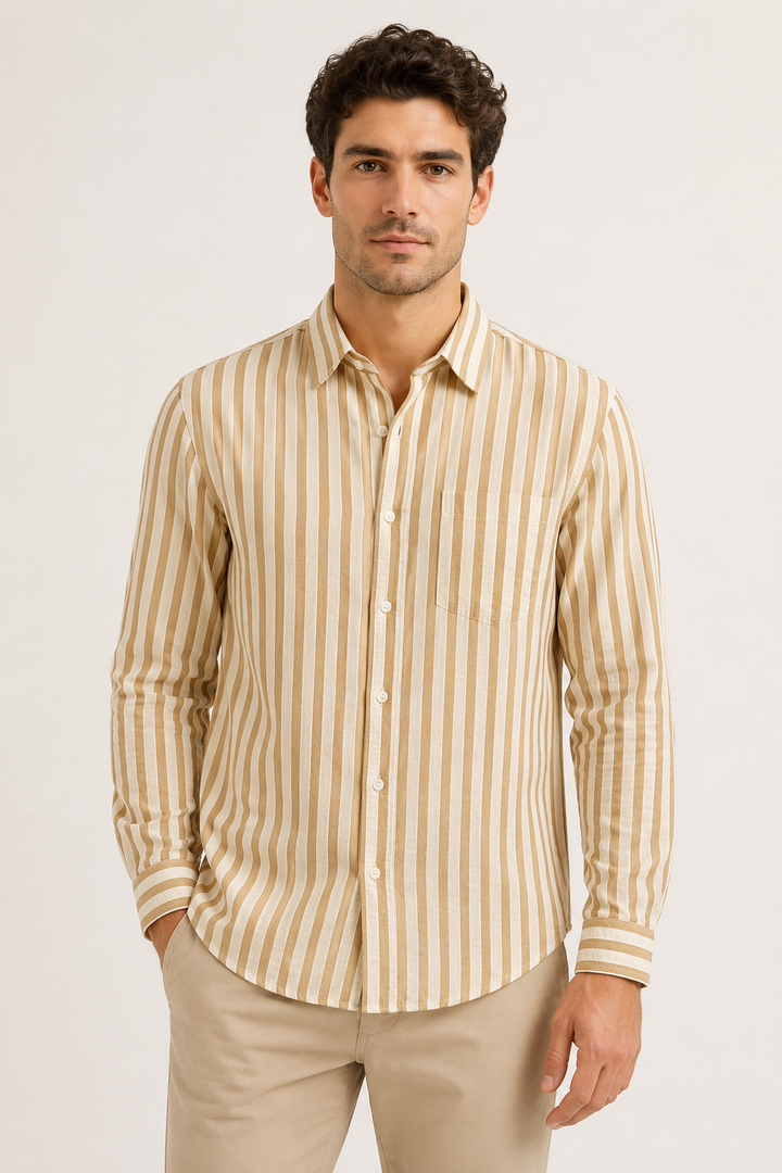 Chemise rayée décontractée pour hommes, idéale printemps-été, style casual élégant et confortable.