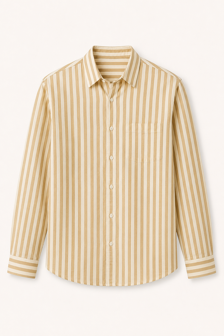 Chemise rayée décontractée hommes, parfaite pour loisirs ou travail. Style casual chic pour printemps-été.