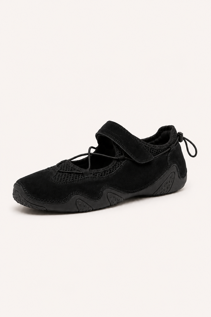 Ballerines sportives femme, légères et respirantes. Idéales comme chaussures d'été confortables au style moderne.