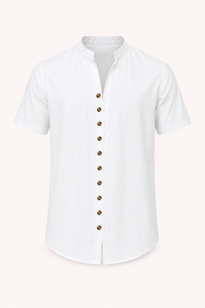 Chemise homme col mao, manches courtes. Look décontracté moderne pour l'été, la plage ou les sorties.