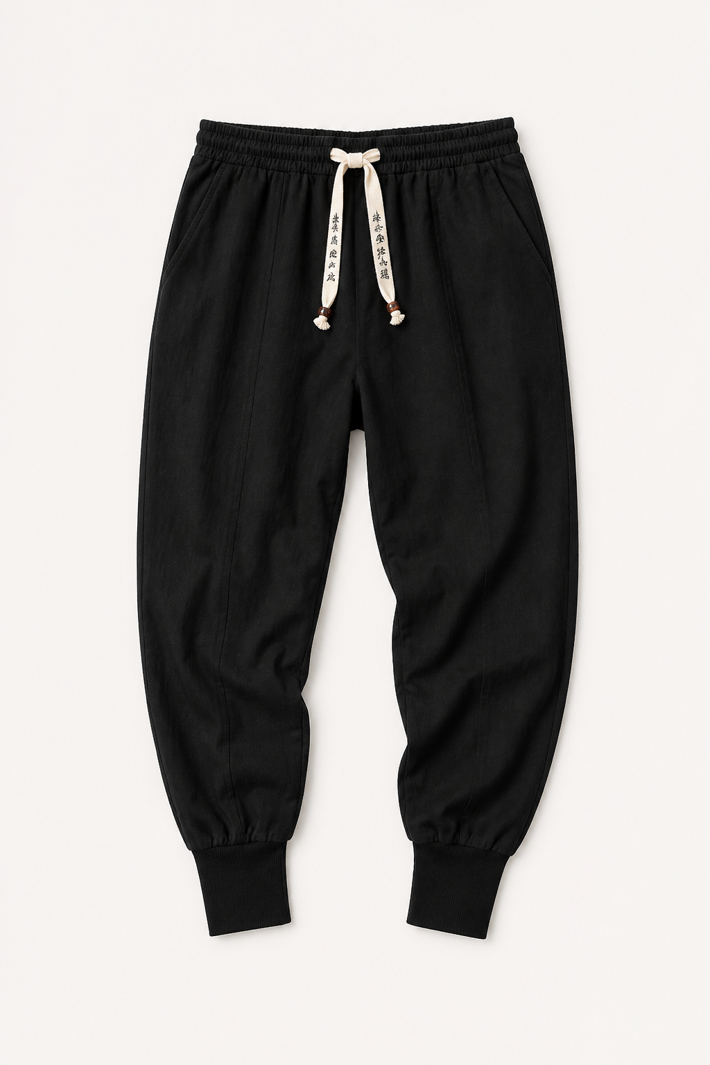 Pantalon jogging homme polyvalent pour tenue sport, voyage ou détente. Confort et style décontracté.