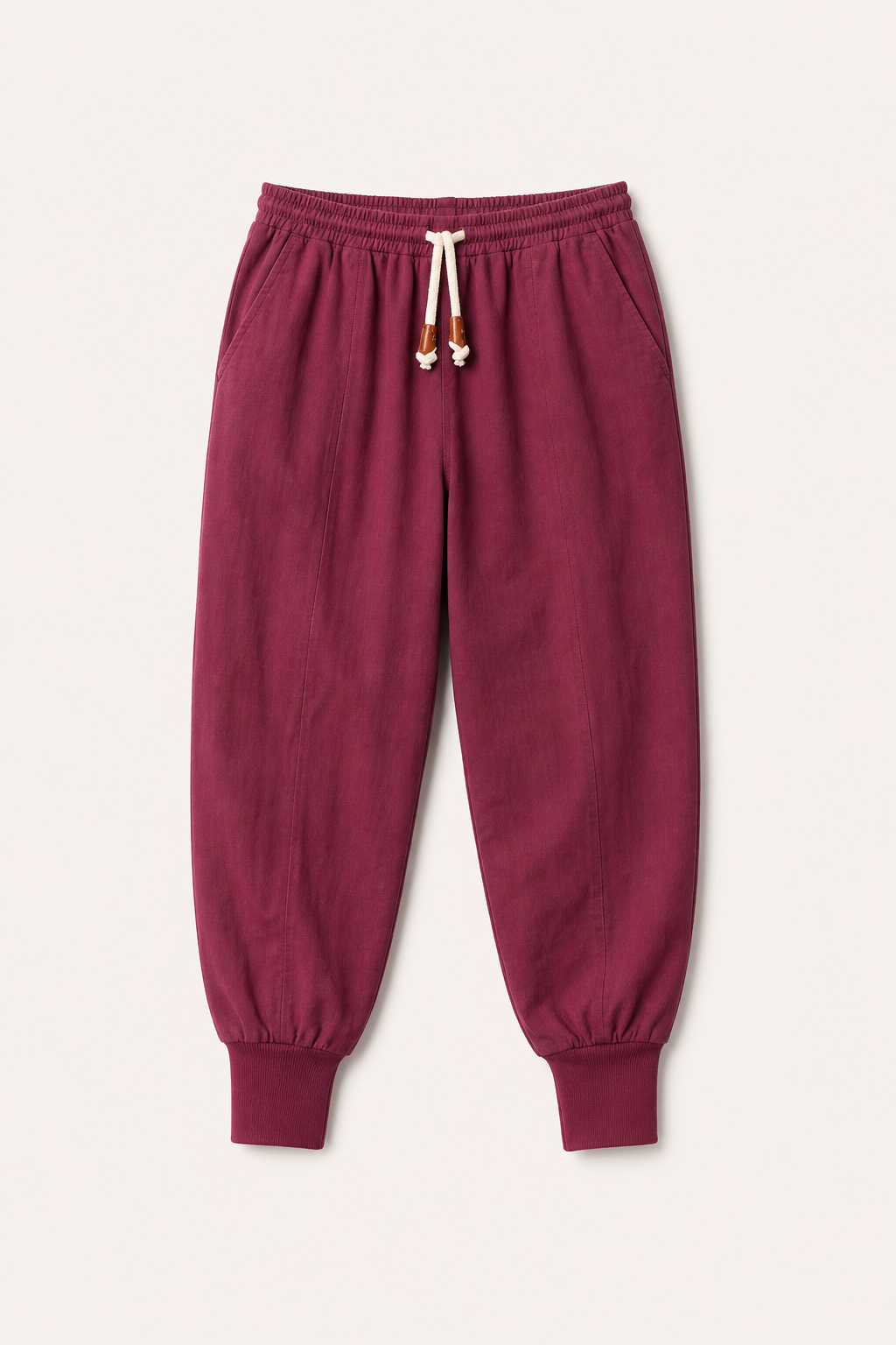 Jogging homme respirant avec poches. Idéal pour le sport, les loisirs ou une tenue de voyage confortable.
