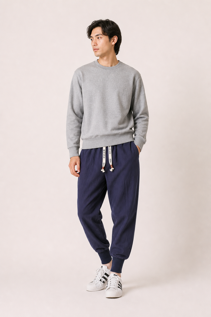 Mode homme : pantalon de jogging confortable et doux, parfait pour le quotidien, la détente ou les sorties.