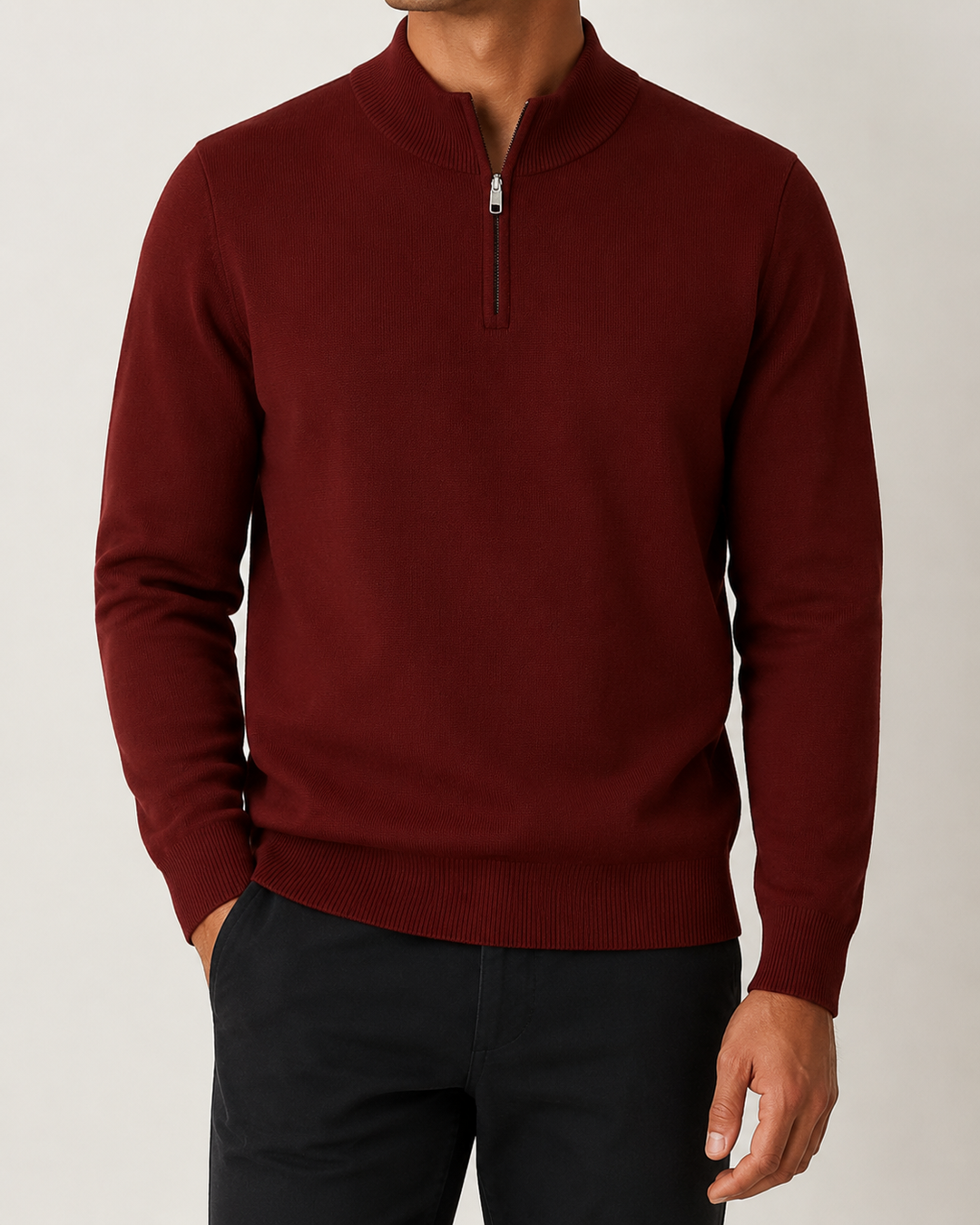 Pull homme col montant zippé, tissu doux, idéal pour le confort et le style quotidien.