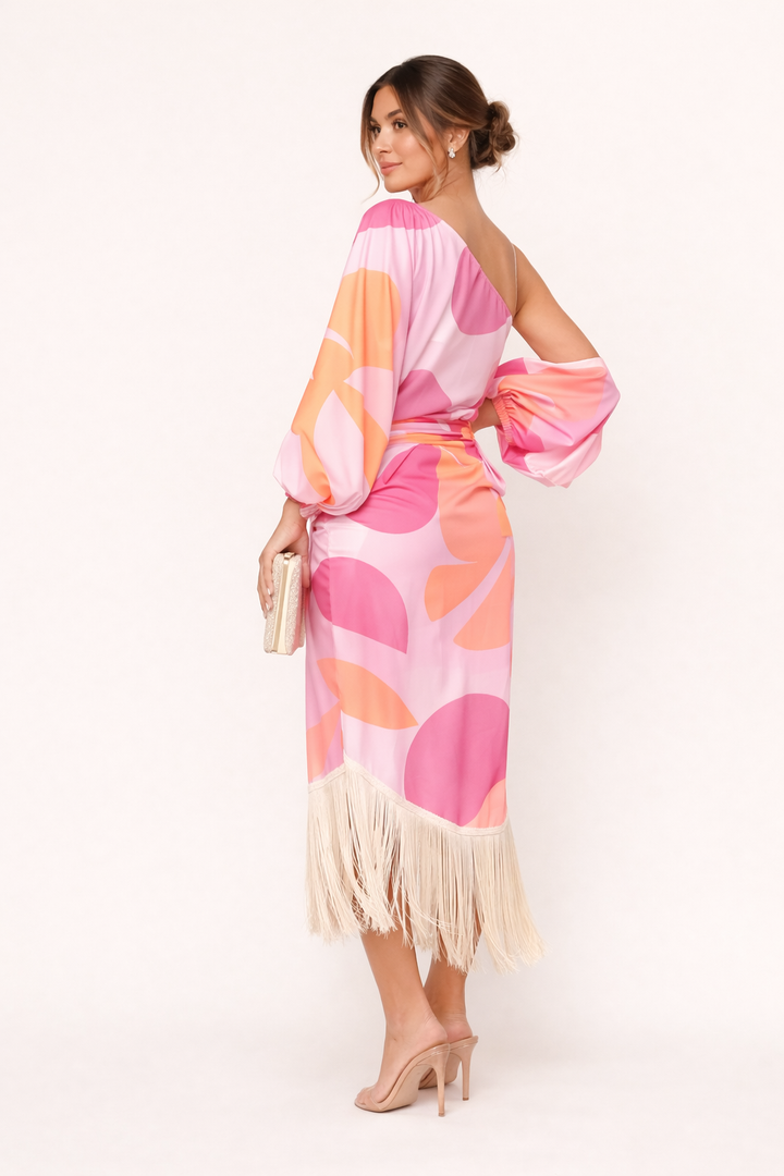 Ensemble moderne asymétrique pour femmes, couleur beige/rosa, parfait pour un look chic et décontracté.